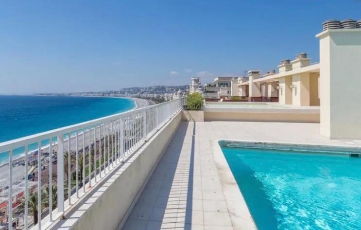 Апартаменты Le Royal, Cosy Seaside Studio Ницца Экстерьер фото